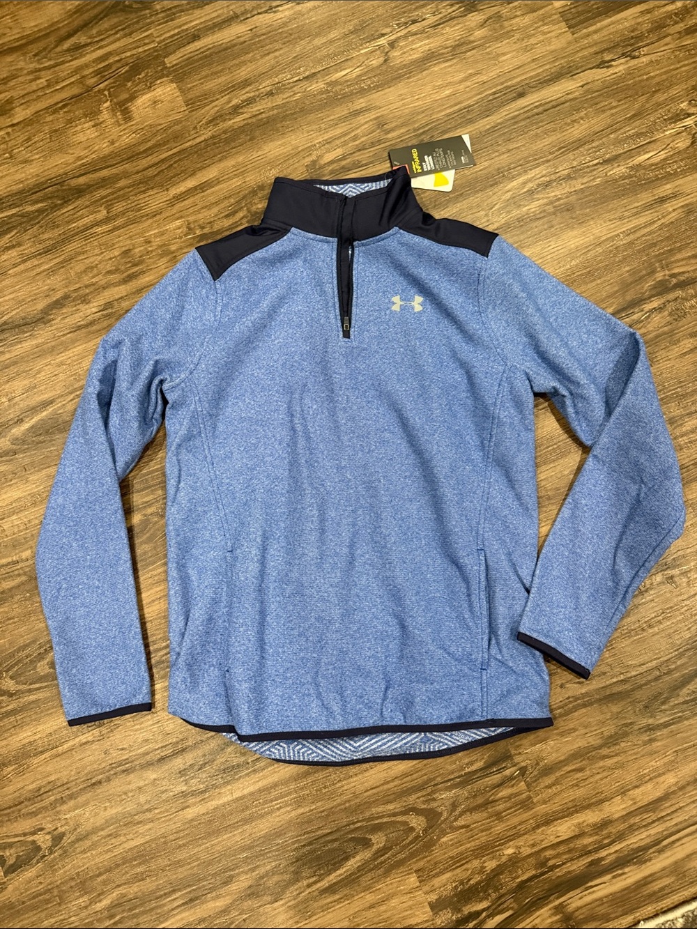 NWT Under armour YxL